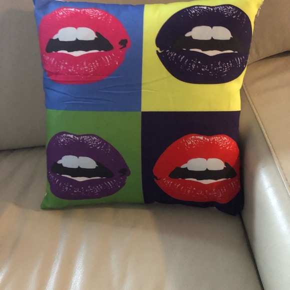 Cushion - Picture 2 of 2